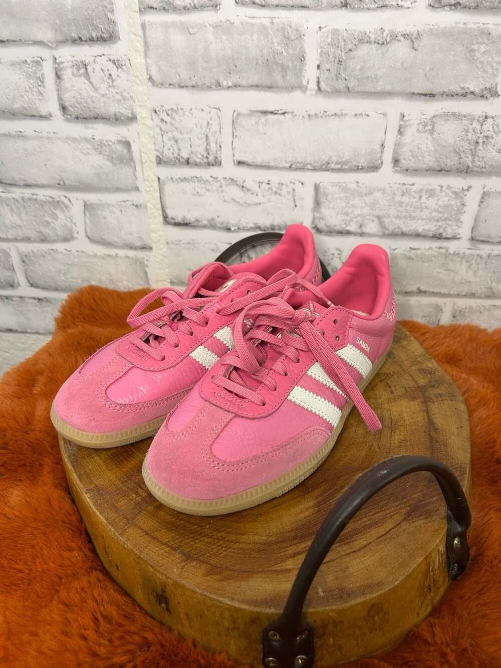 Adidas Originals Samba OG Pink and White Gum Sole Style Number JQ4488 - Picture 1 of 4